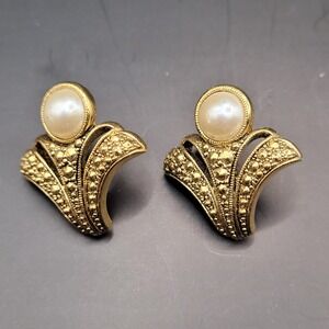 Vintage Avon Goldtone Fan Pierced Earrings W/ Faux Pearl & Rhinestones
